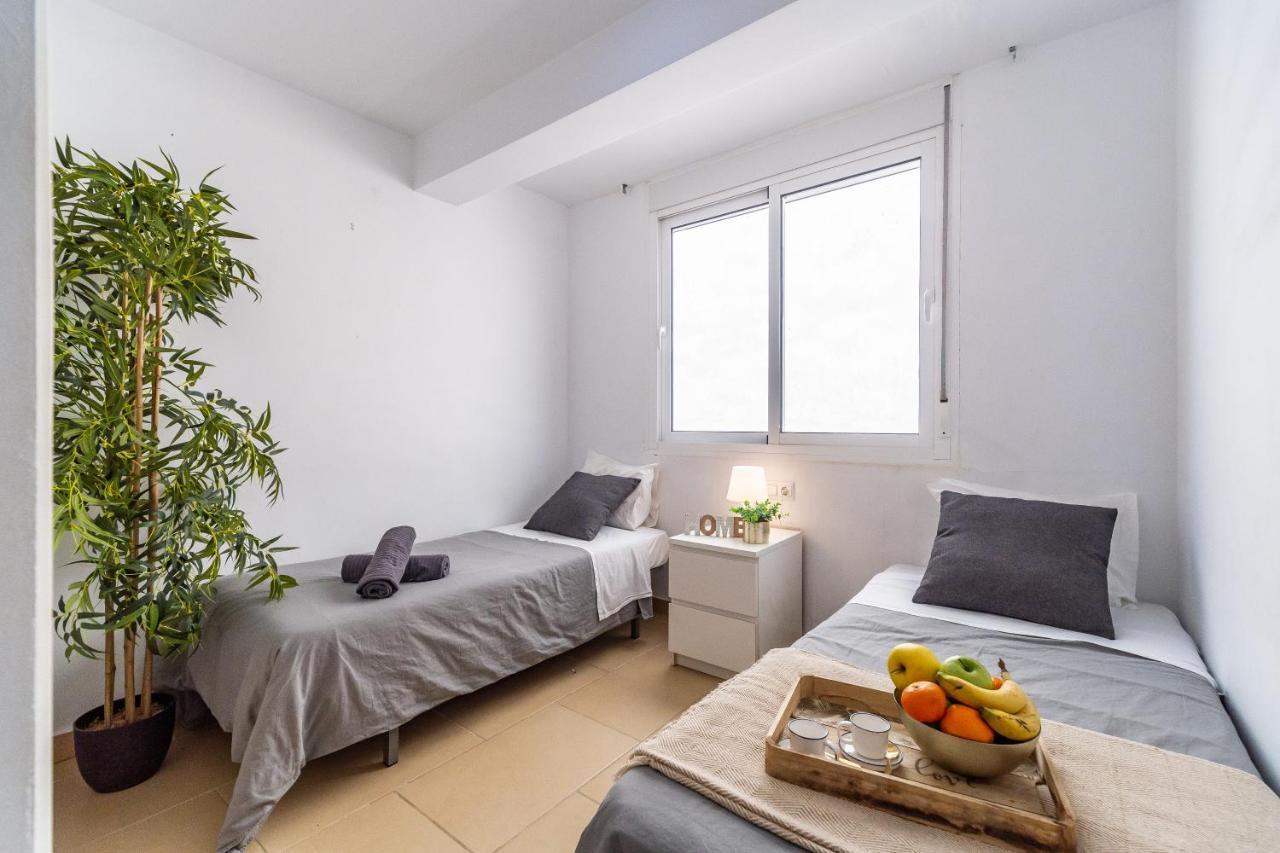 Fuengirola Paseo Maritimo Deluxe Apartment By The Beach Exterior foto