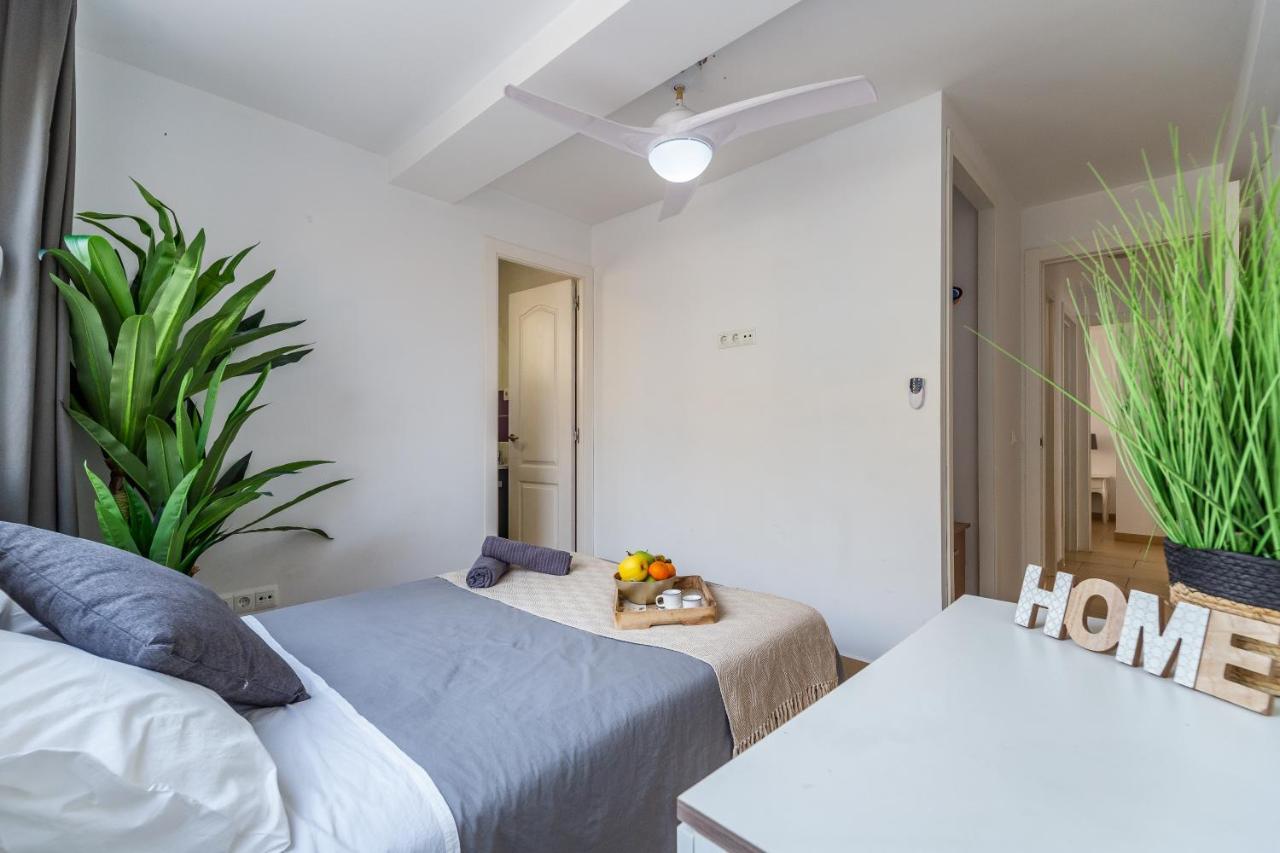 Fuengirola Paseo Maritimo Deluxe Apartment By The Beach Exterior foto