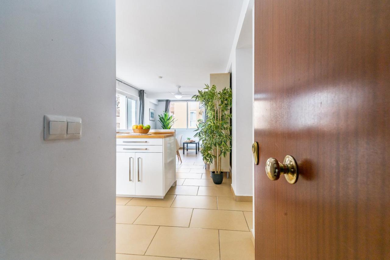 Fuengirola Paseo Maritimo Deluxe Apartment By The Beach Exterior foto